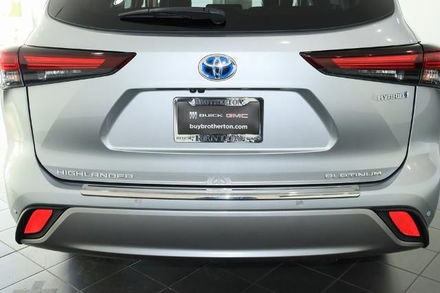 2024 Toyota Highlander Hybrid Platinum
