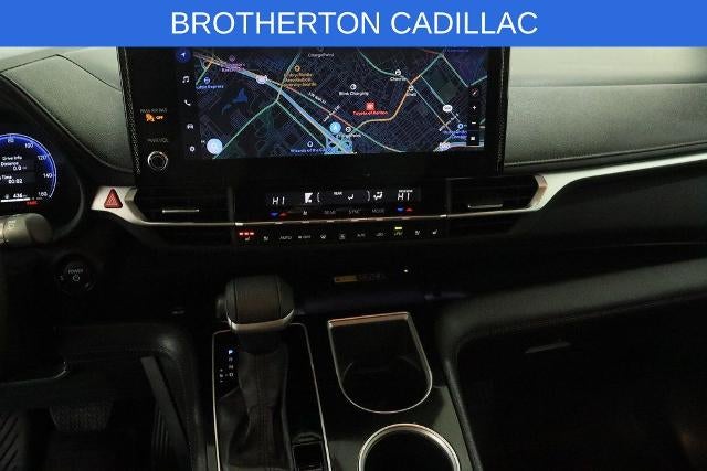 2025 Toyota Sienna Platinum