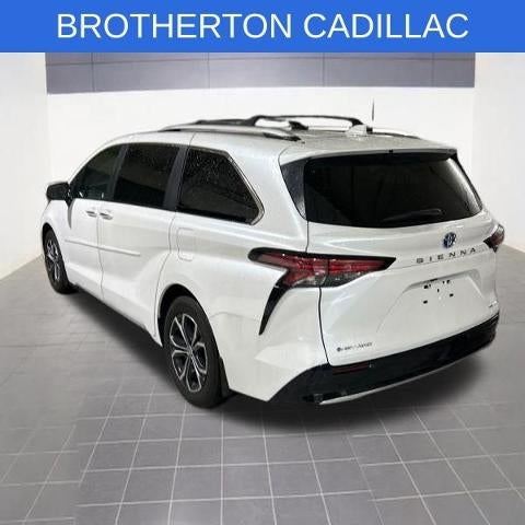 2025 Toyota Sienna Platinum