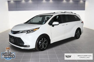 2025 Toyota Sienna Platinum