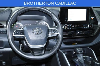 2025 Toyota Highlander Hybrid XLE