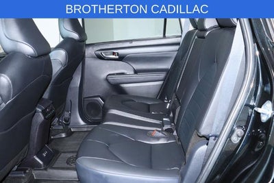 2025 Toyota Highlander Hybrid XLE