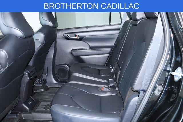 2025 Toyota Highlander Hybrid XLE