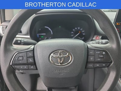 2022 Toyota Sienna LE