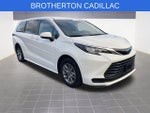 2024 Toyota Sienna LE