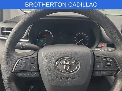 2024 Toyota Sienna LE