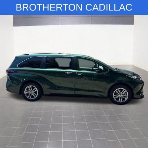2023 Toyota Sienna Limited