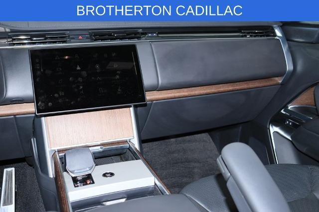 2025 Land Rover Range Rover SE