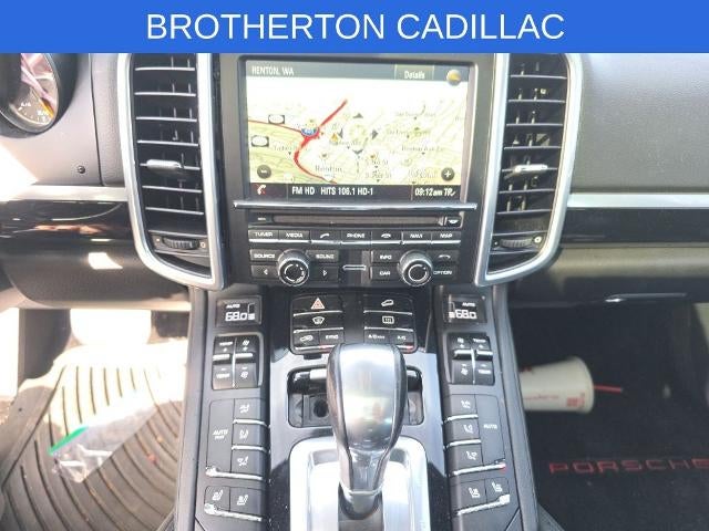2016 Porsche Cayenne Base