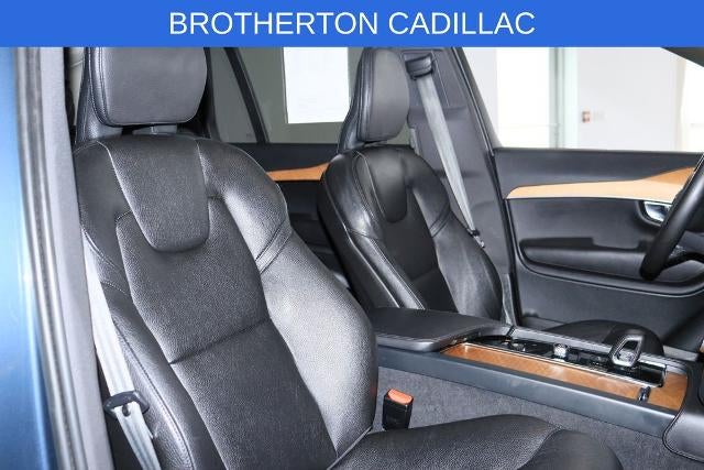 2023 Volvo XC90 Plus