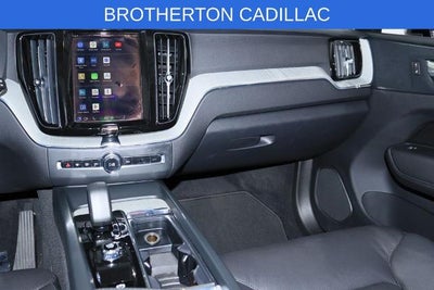 2025 Volvo XC60 Plus