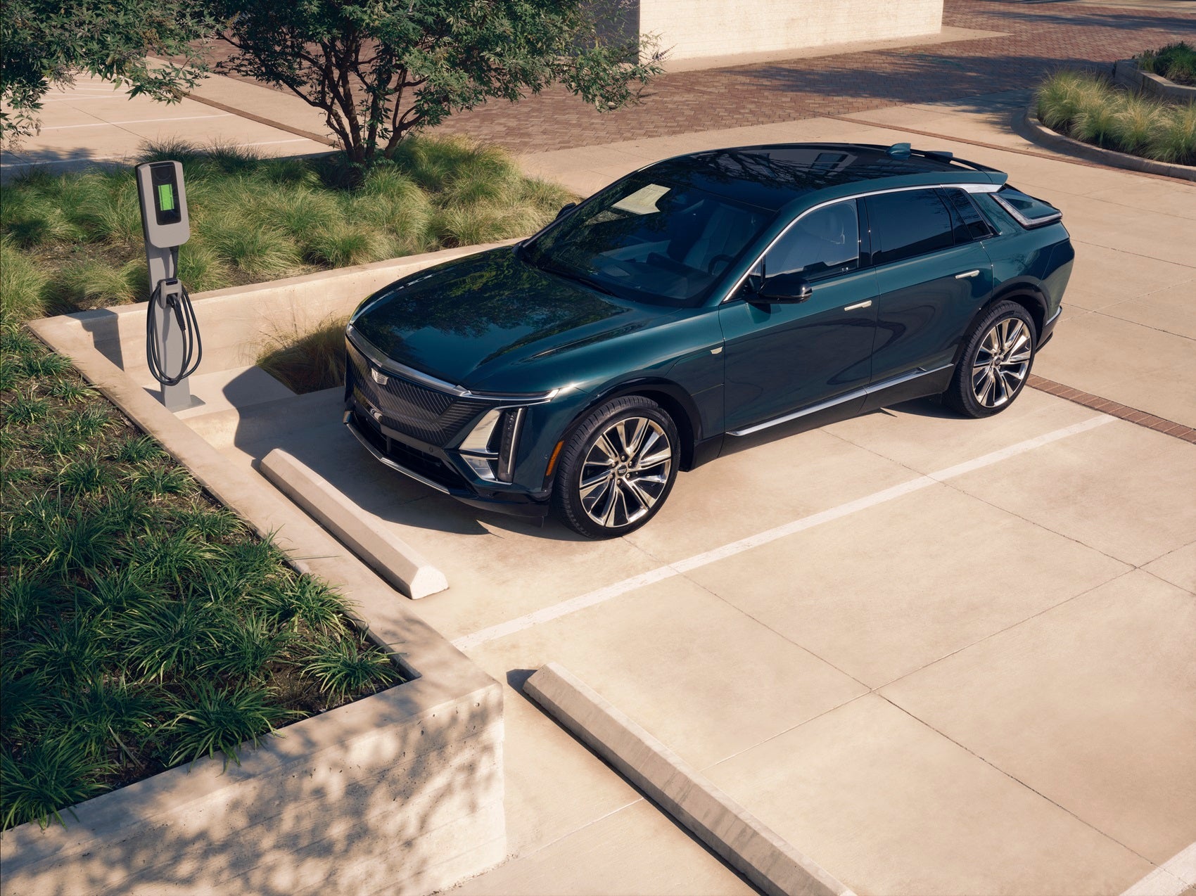 Cadillac Dealer near Kirkland WA