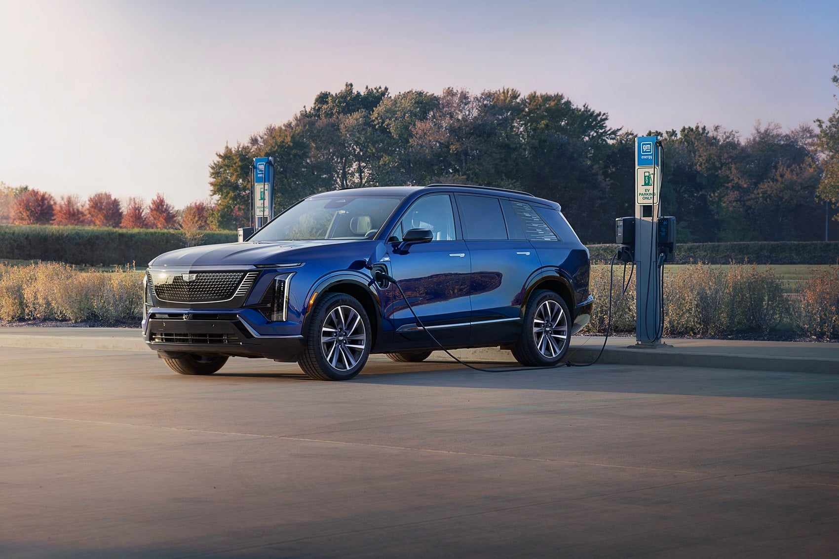 Cadillac Dealer near Everett WA